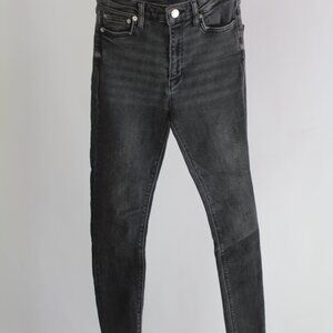 Zara Women's Black Dark Wash Skinny Jeans Size 2